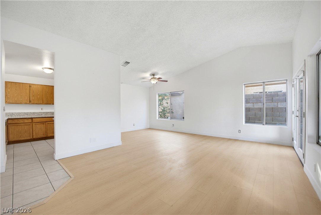 1821 South Christy Lane Property Photo 4