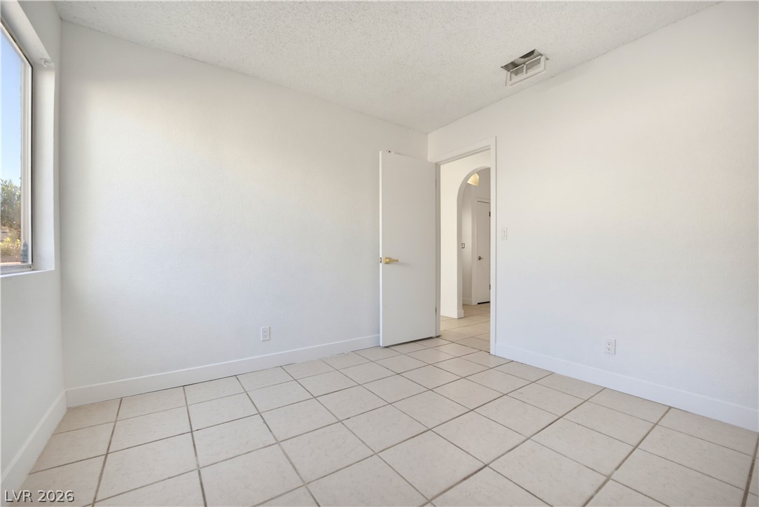 1821 South Christy Lane Property Photo 20