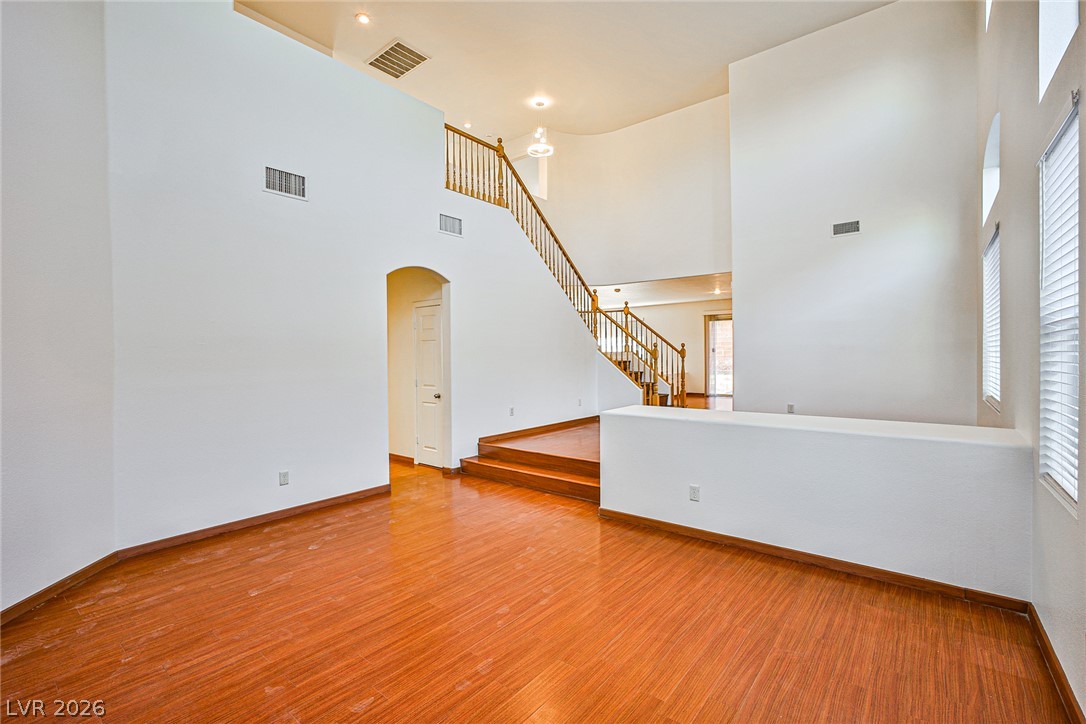 5989 Poplar Tree Street Property Photo 5