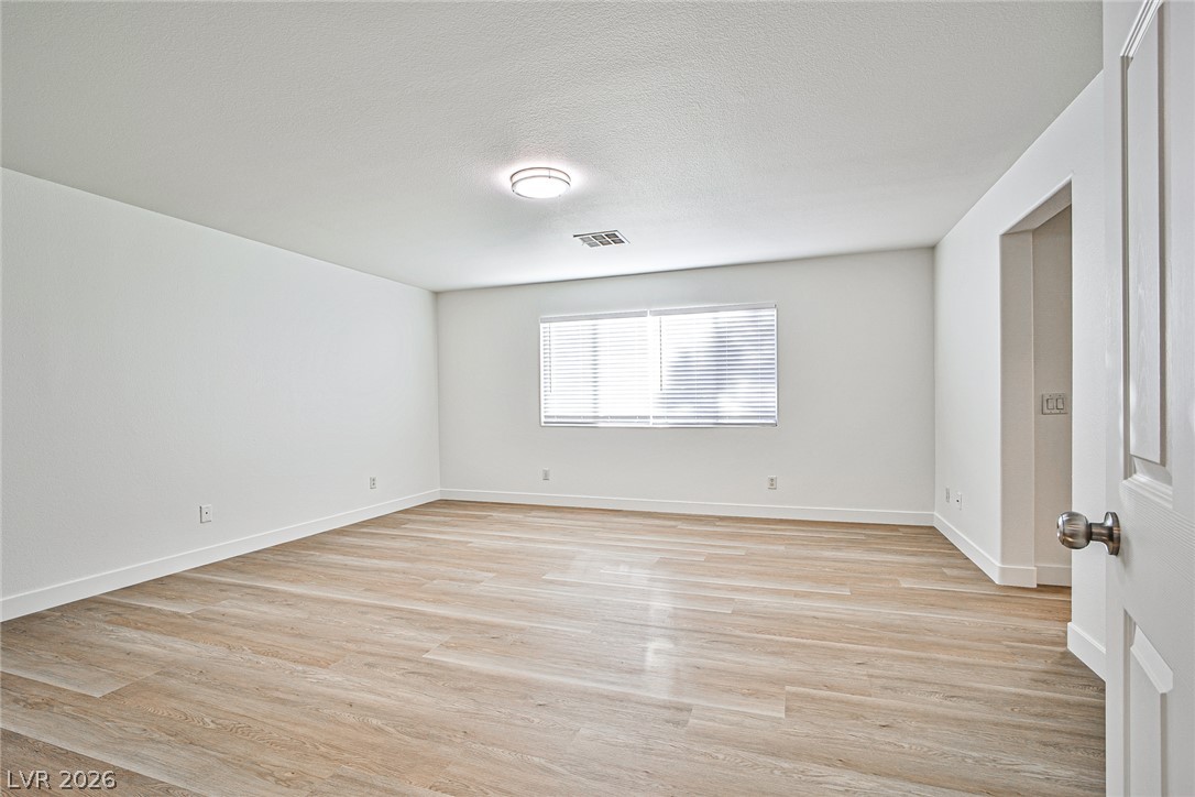 5989 Poplar Tree Street Property Photo 21