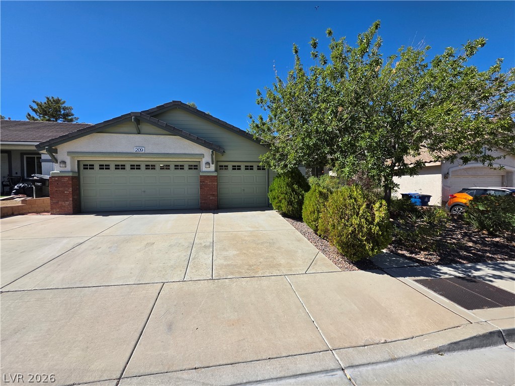 209 Opera House Street Property Photo 1