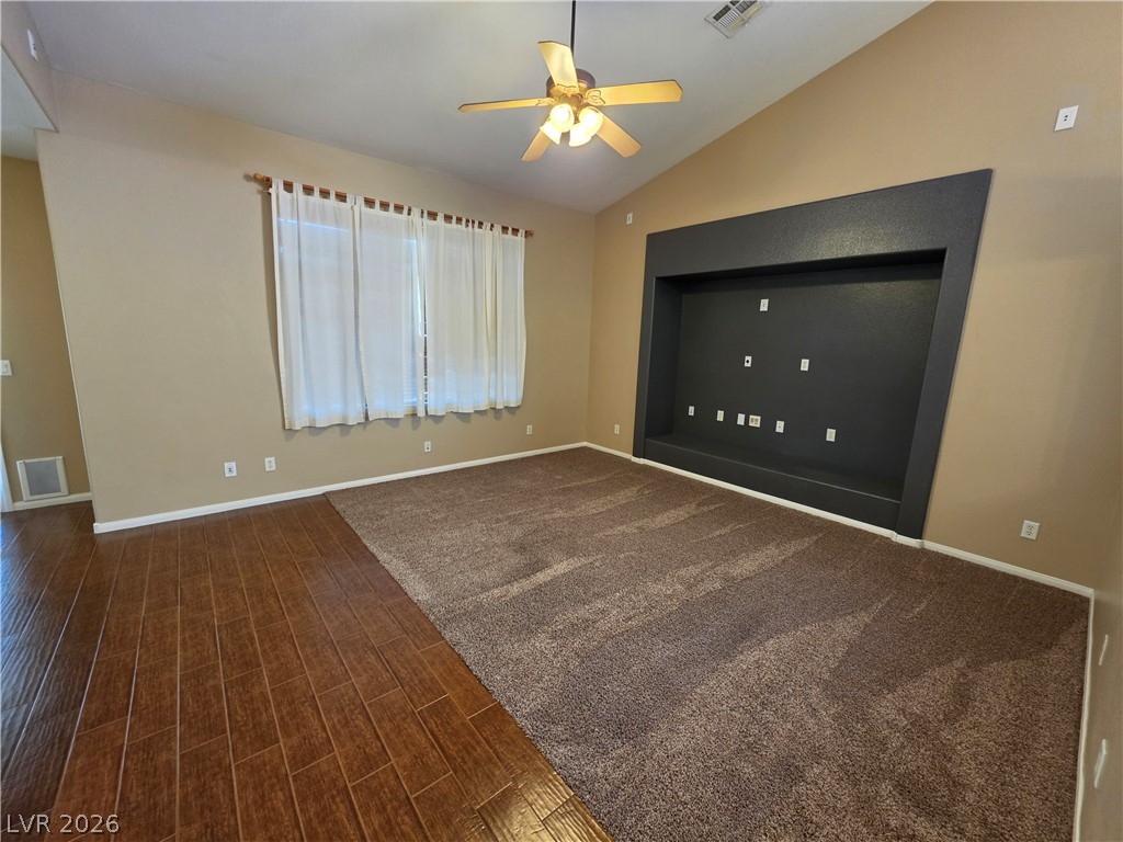 209 Opera House Street Property Photo 12
