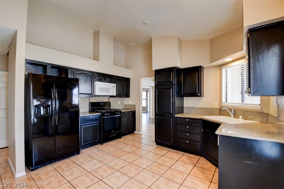 5257 Crooked Valley Drive Property Photo 10