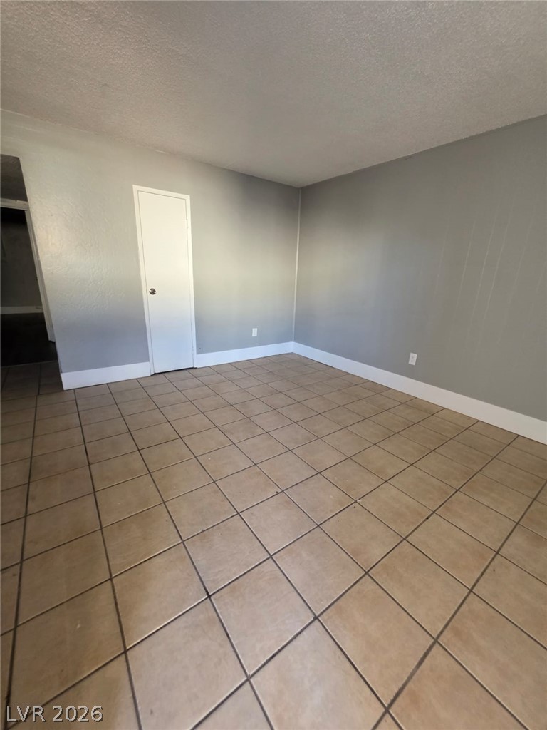 1075 East Desert Inn Road 2 Property Photo 5