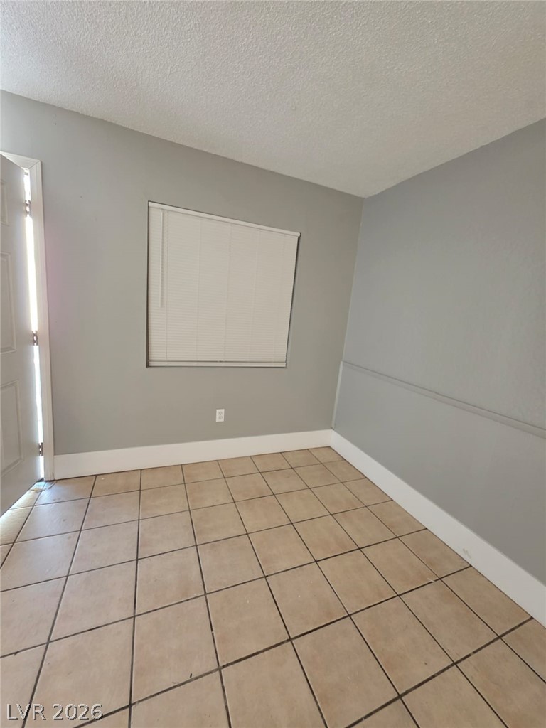 1075 East Desert Inn Road 2 Property Photo 6