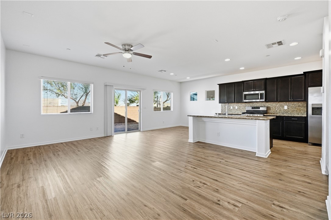 1122 Bradley Bay Avenue Property Photo 1