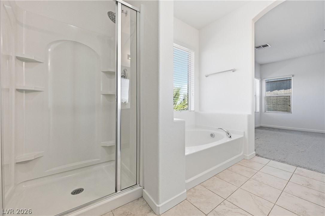 1122 Bradley Bay Avenue Property Photo 17