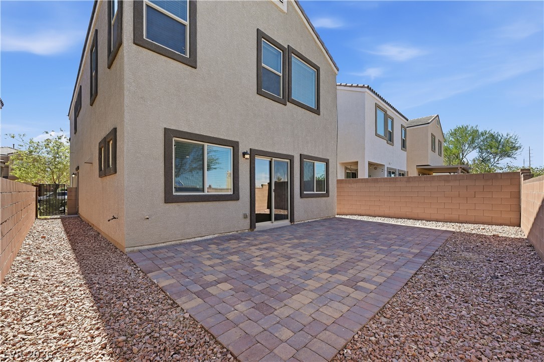 1122 Bradley Bay Avenue Property Photo 25