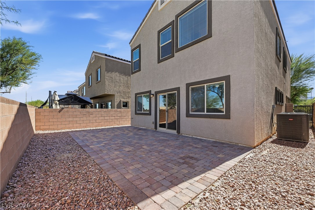 1122 Bradley Bay Avenue Property Photo 27