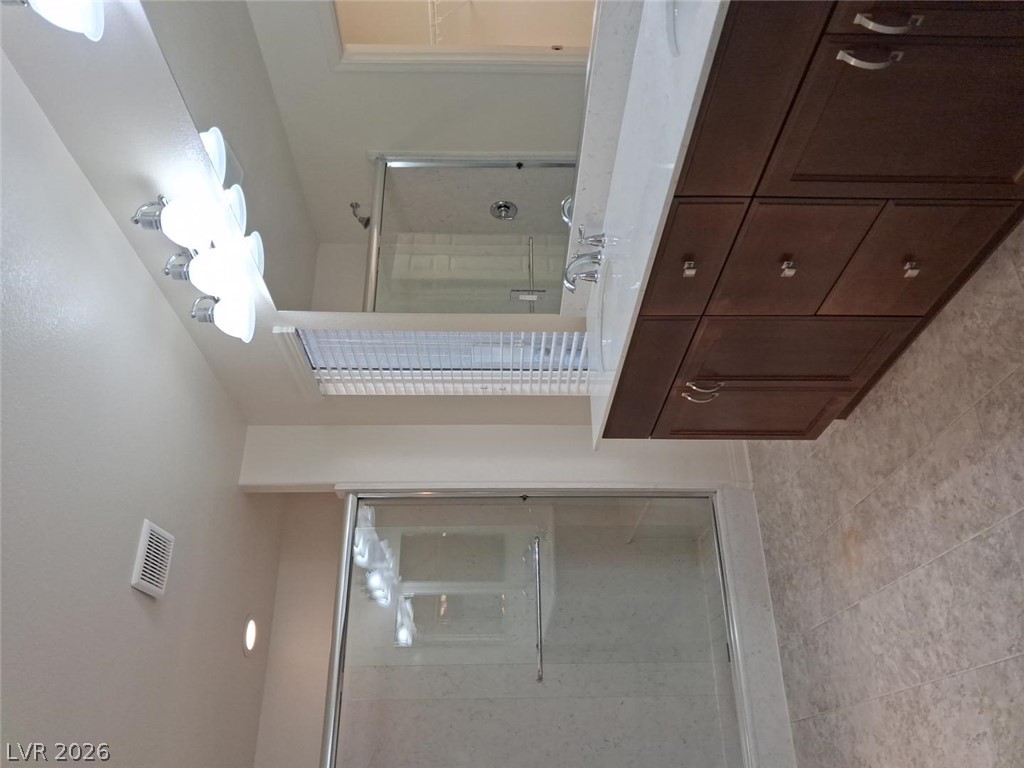 6369 Luna Rosa Avenue Property Photo 7