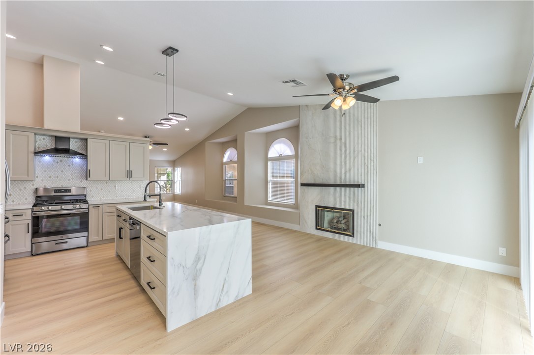 7633 Prairie Corners Drive Property Photo 12