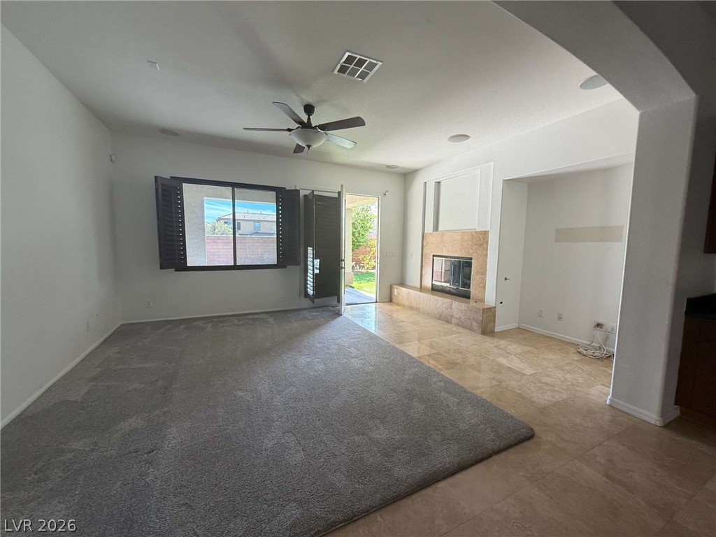 8393 Bella Famiglia Avenue Property Photo 7