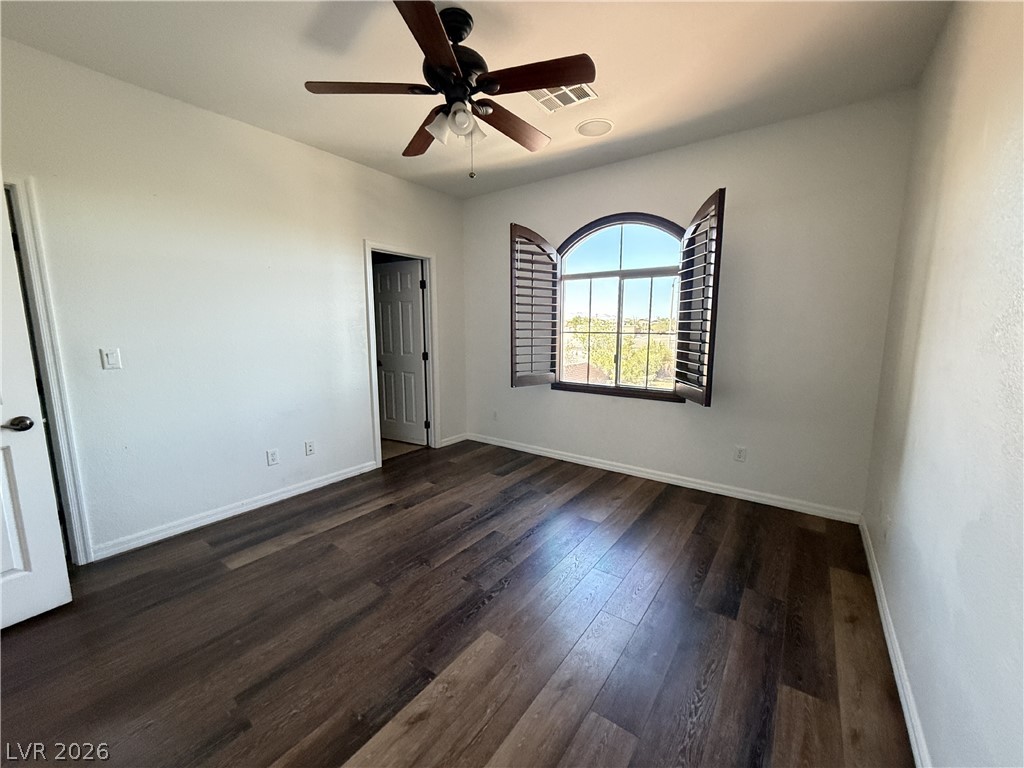 8393 Bella Famiglia Avenue Property Photo 20