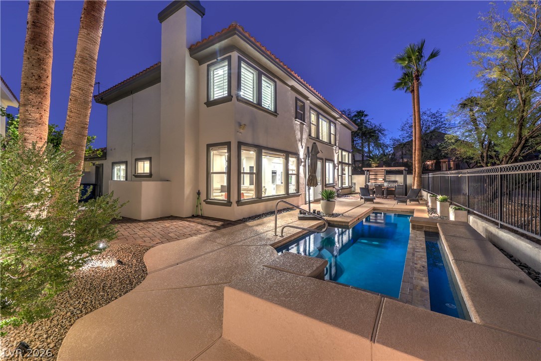 8432 Paseo Vista Drive Property Photo 3