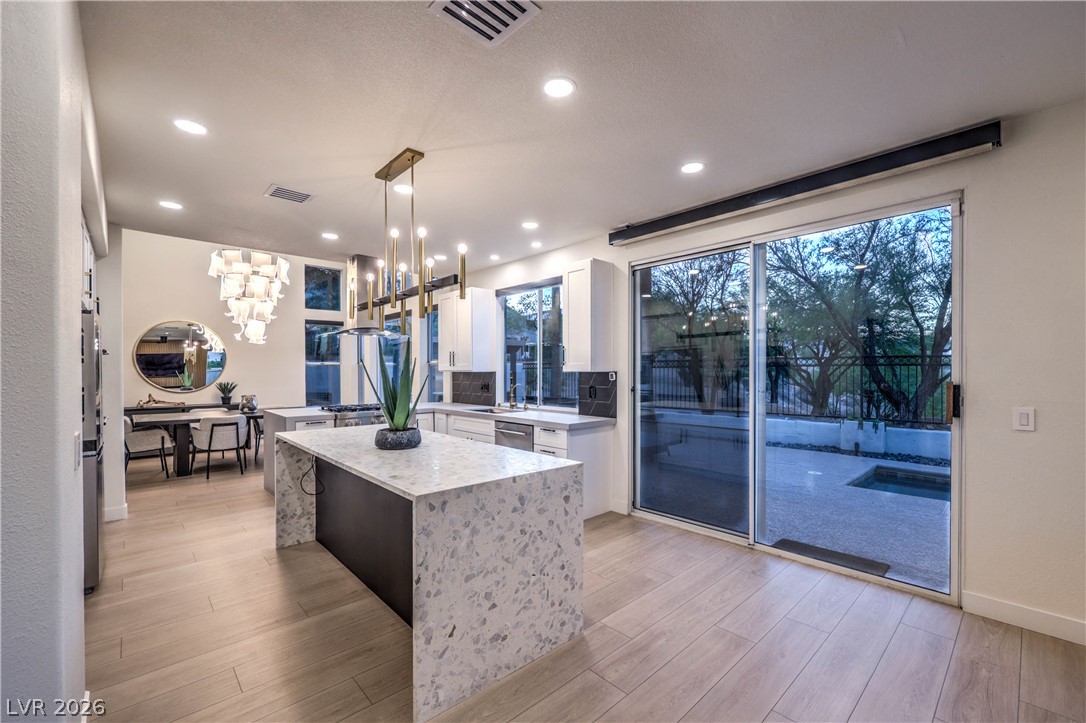 8432 Paseo Vista Drive Property Photo 12