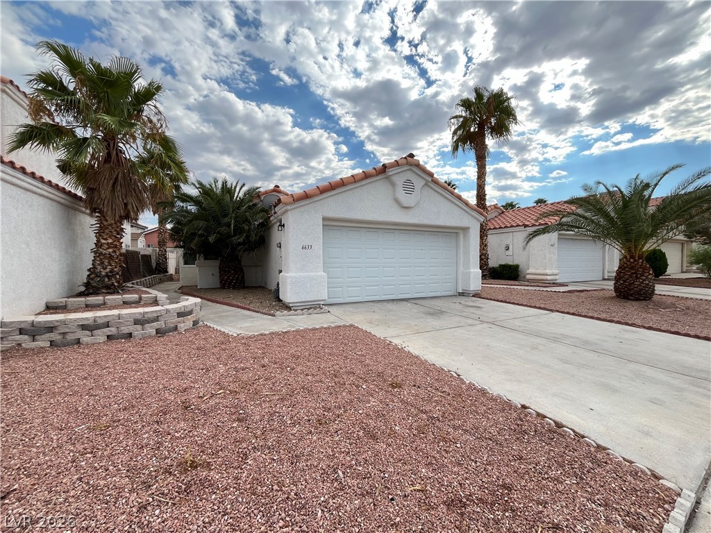 6633 Lund Drive Property Photo 2