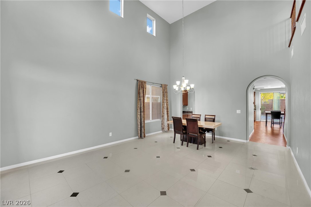 11631 Suburban Road Property Photo 6