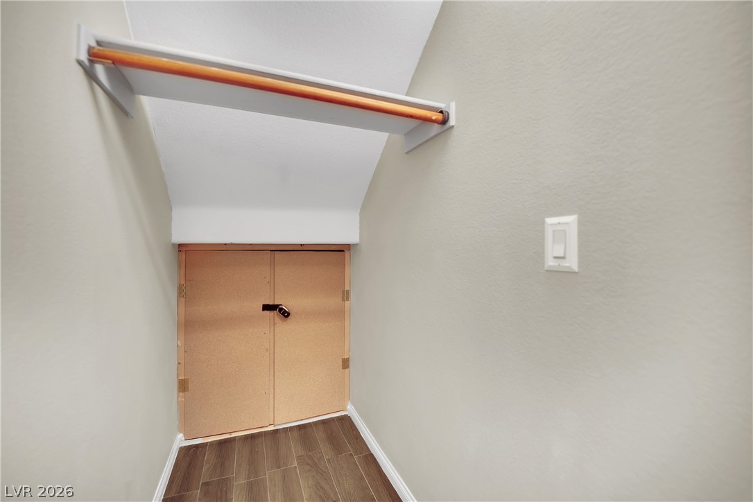 11631 Suburban Road Property Photo 15