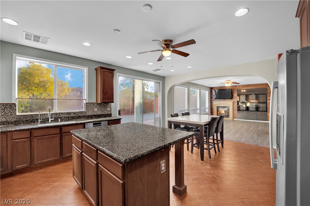 11631 Suburban Road Property Photo 22