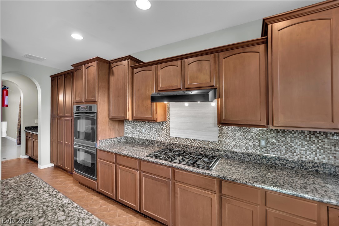 11631 Suburban Road Property Photo 26