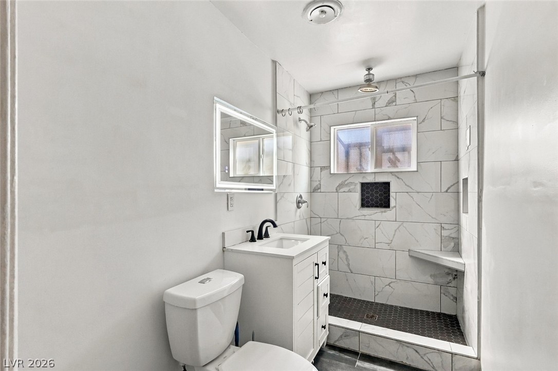 2828 Willoughby Avenue Property Photo 6