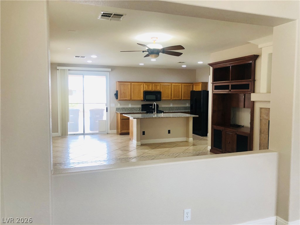 7606 Brambleberry Court Property Photo 7