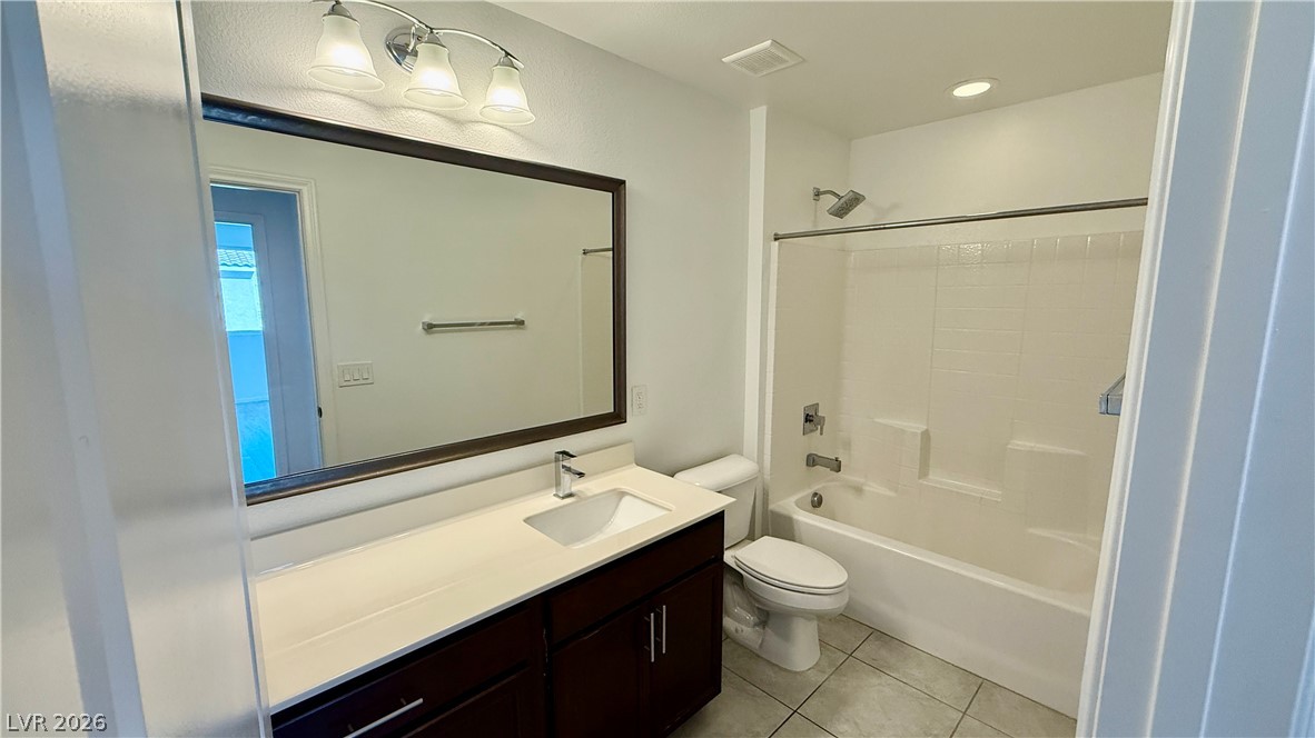 2126 Mystic Wave Road Property Photo 9