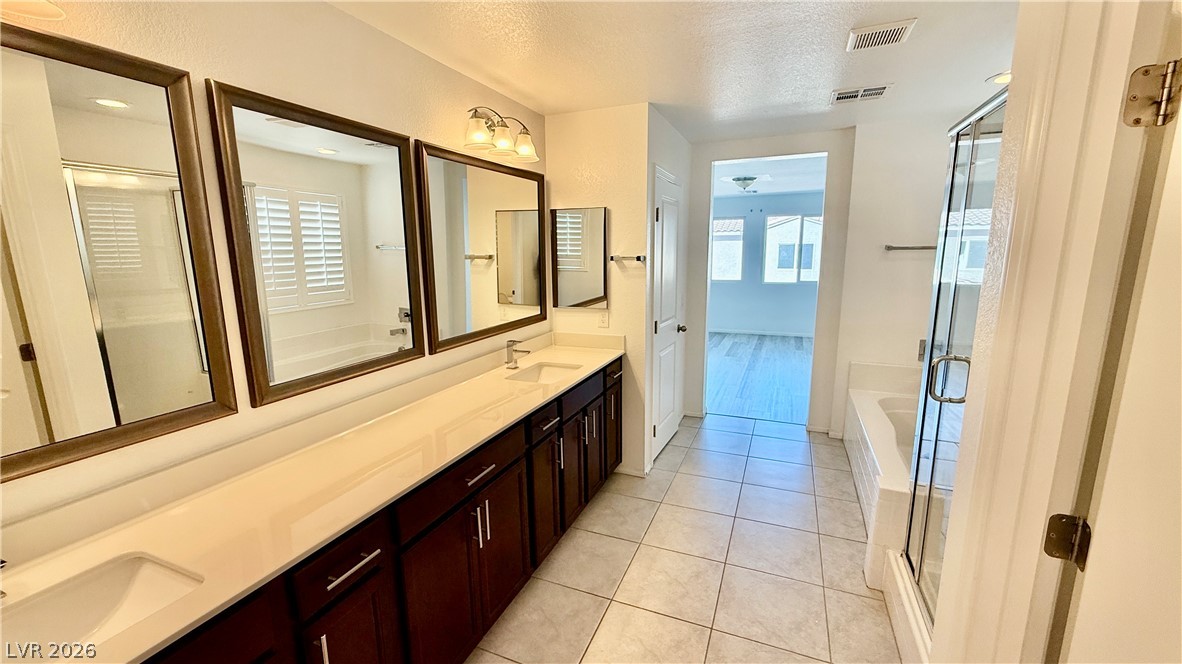 2126 Mystic Wave Road Property Photo 10