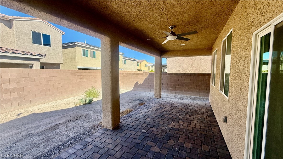 2126 Mystic Wave Road Property Photo 18