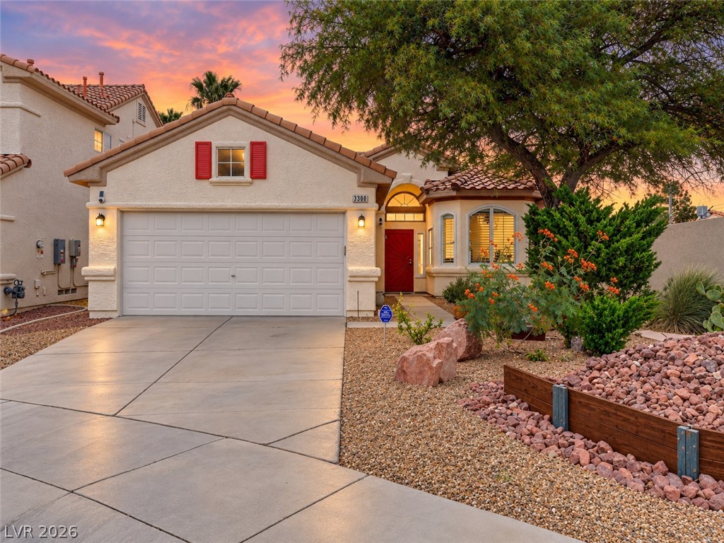 3300 Oeste Vista Street Property Photo 1