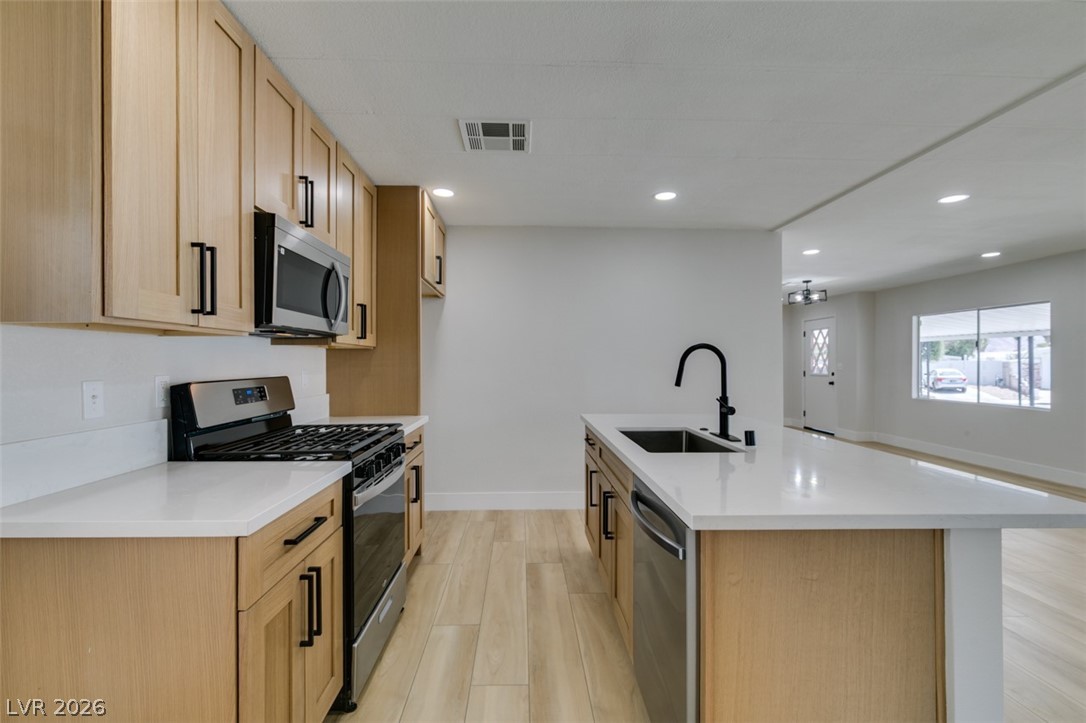 253 Sir Phillip Street Property Photo 10