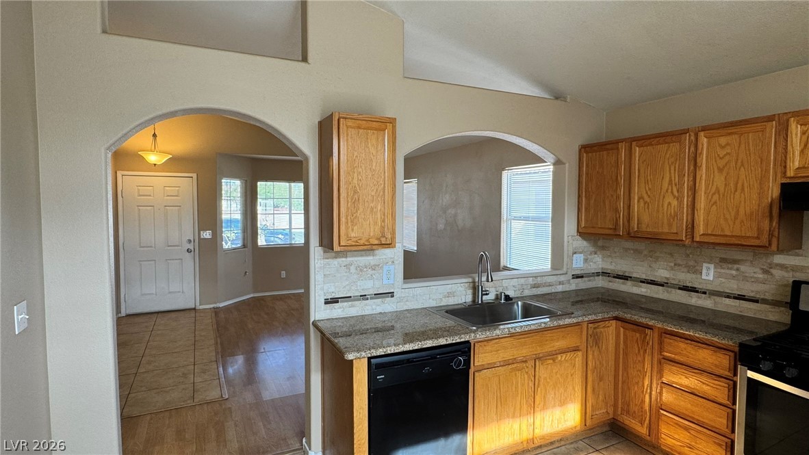 3838 Sorrowing Sparrow Court Property Photo 6