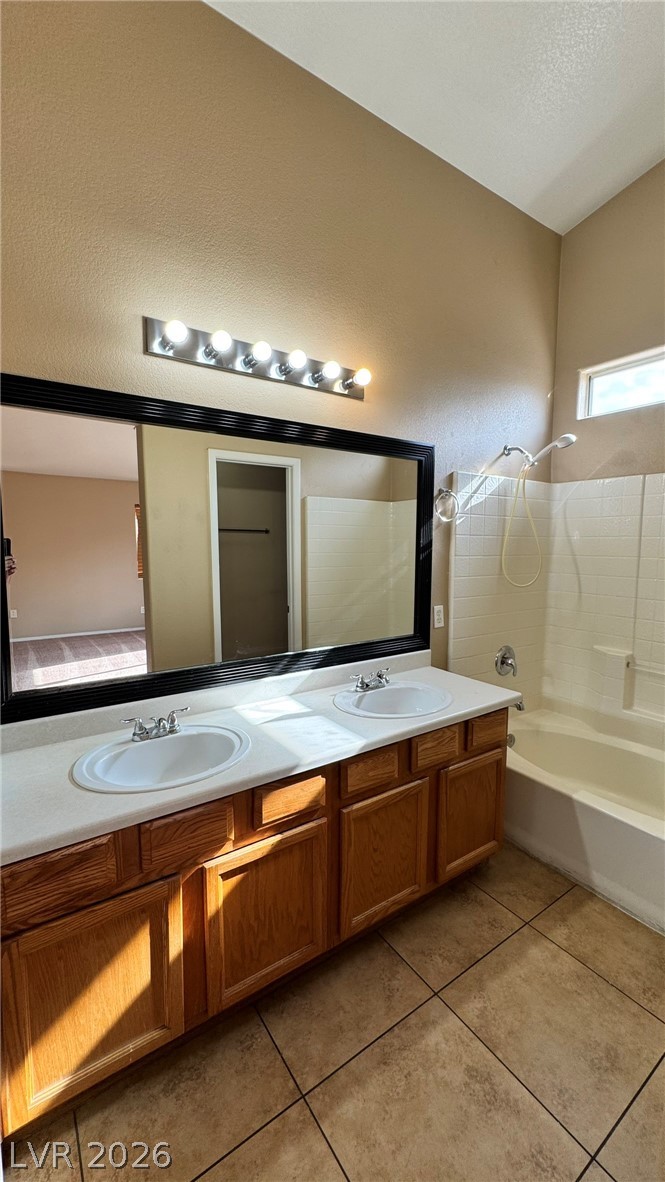 3838 Sorrowing Sparrow Court Property Photo 16