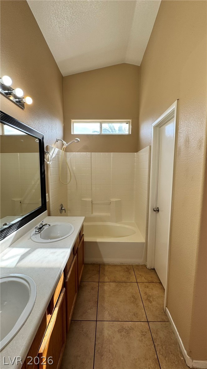 3838 Sorrowing Sparrow Court Property Photo 17