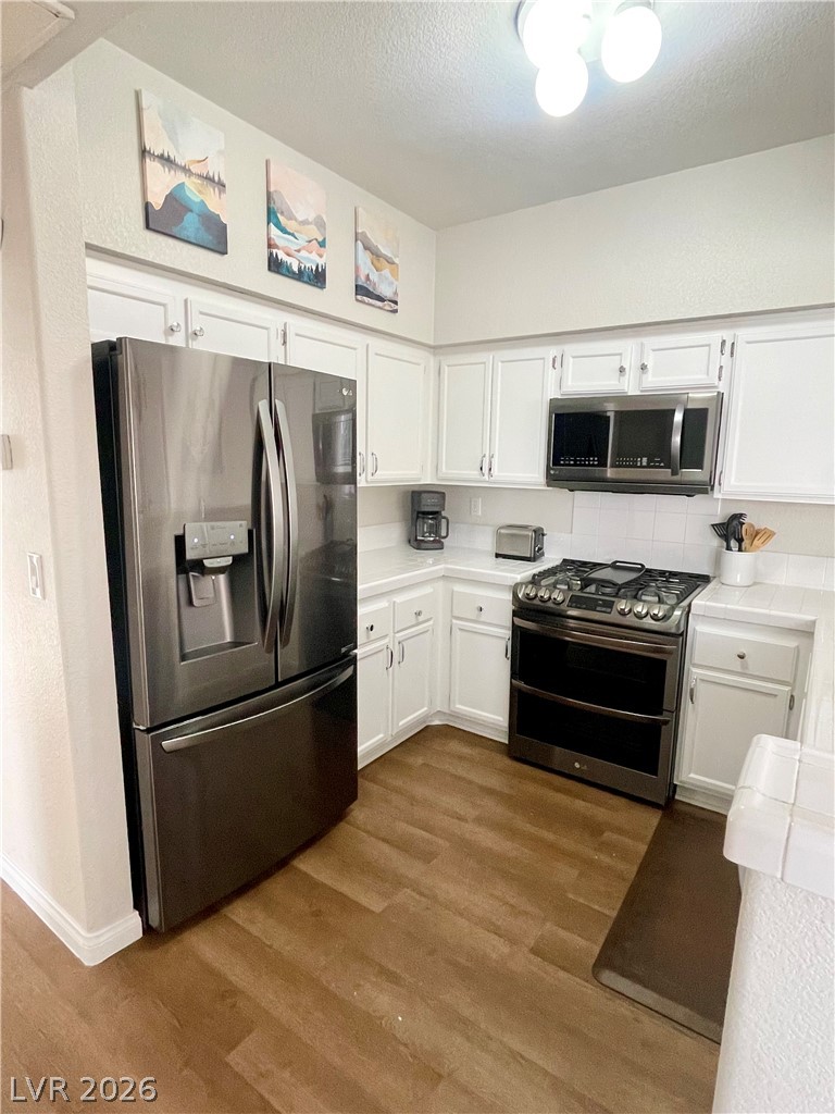 1505 Truett Street 202 Property Photo 5