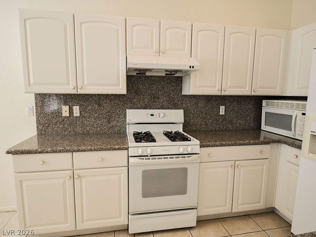 10325 Whispy Willow Way Property Photo 11