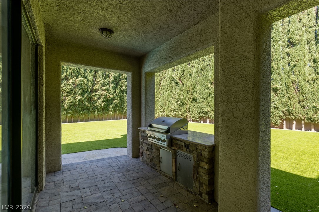 204 Satin Mist Court Property Photo 10