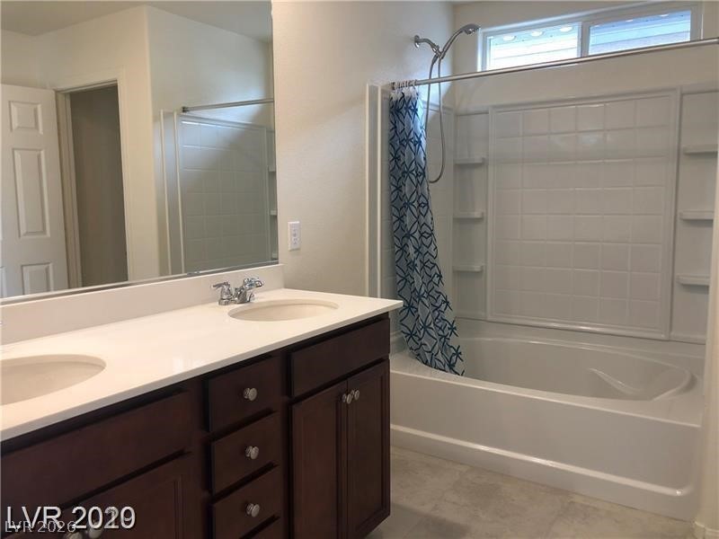 7576 Slipper Orchid Street Property Photo 9