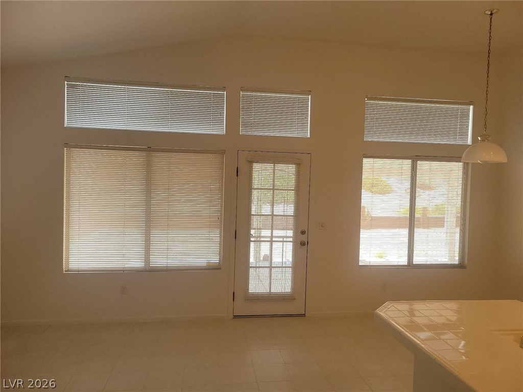 3305 Ariba Street Property Photo 6
