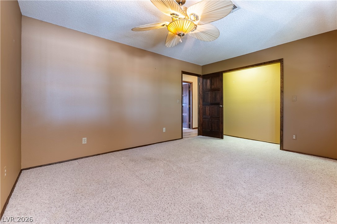 8520 West Hammer Lane Property Photo 19