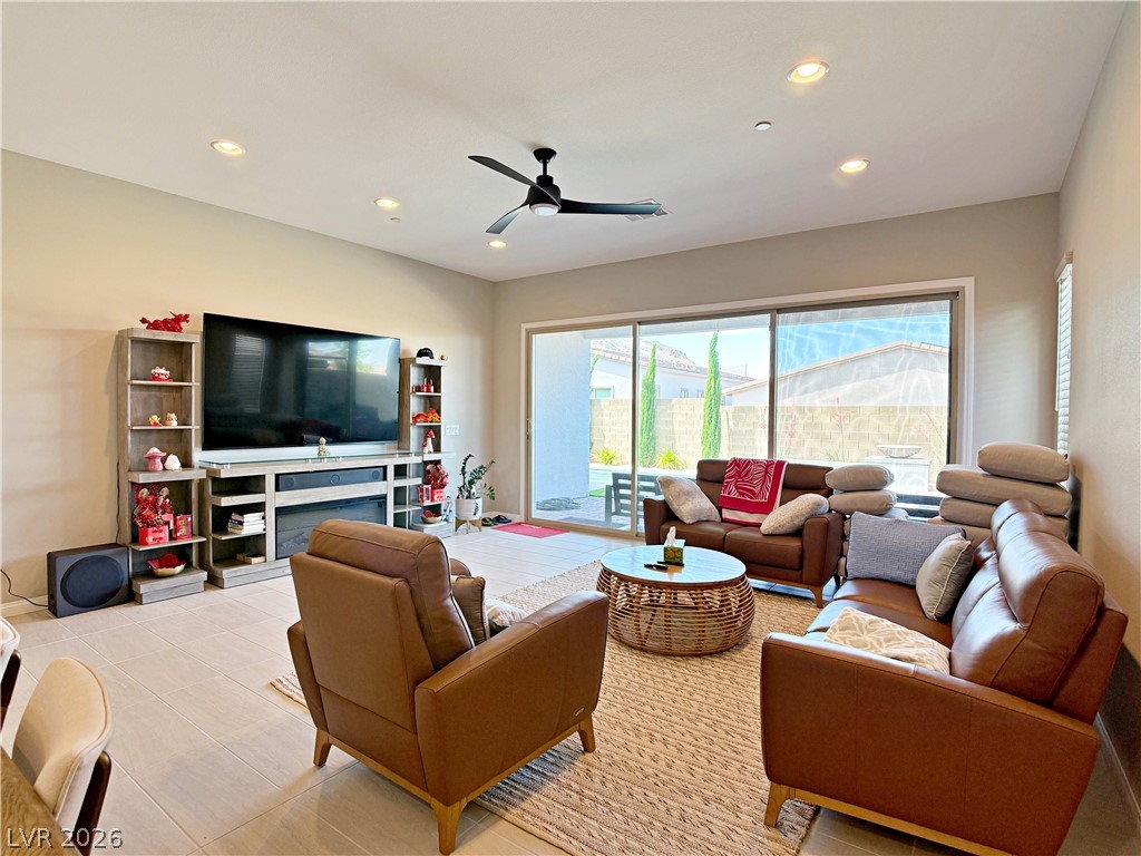 11622 Peregrine Point Court Property Photo 24