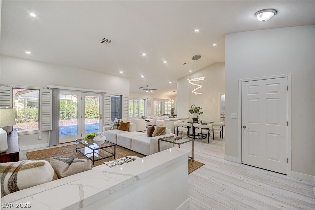10044 Woodhouse Drive Property Photo 14