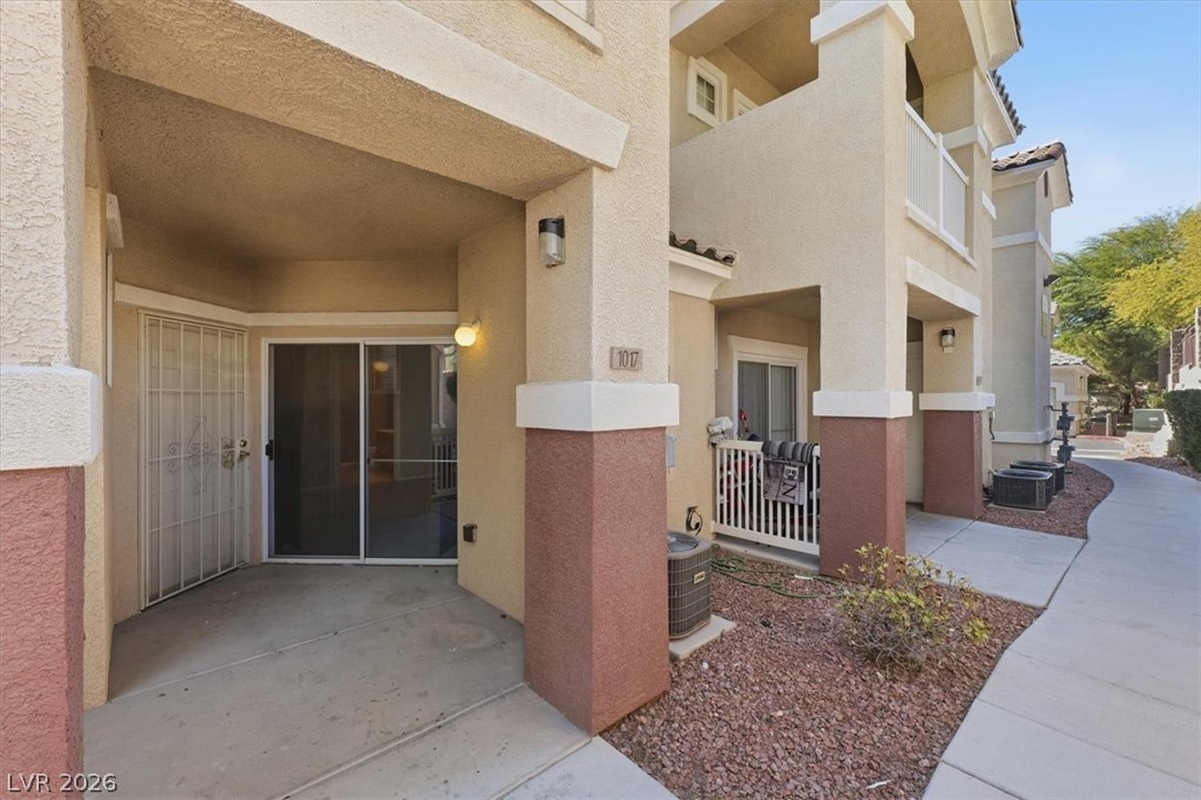 5855 Valley Drive 1017 Property Photo 2