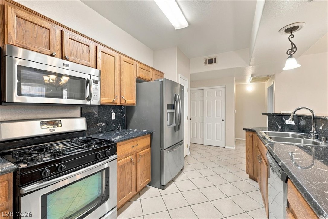 5855 Valley Drive 1017 Property Photo 5