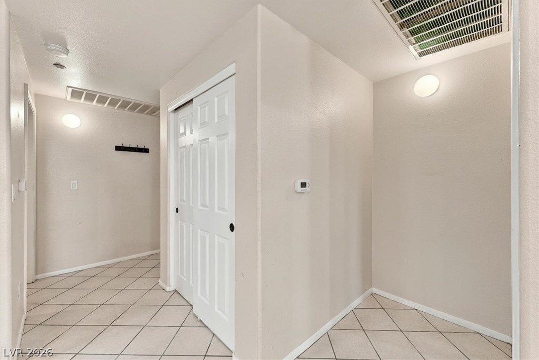 5855 Valley Drive 1017 Property Photo 6