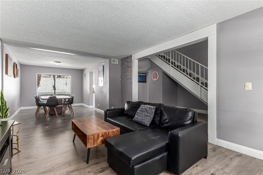 3158 Brockington Drive Property Photo 3