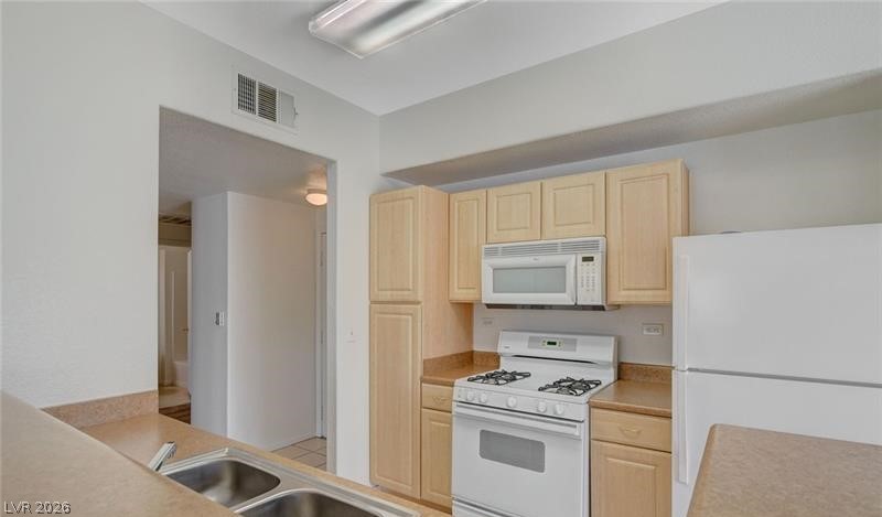8250 North Grand Canyon Drive 2113 Property Photo 24