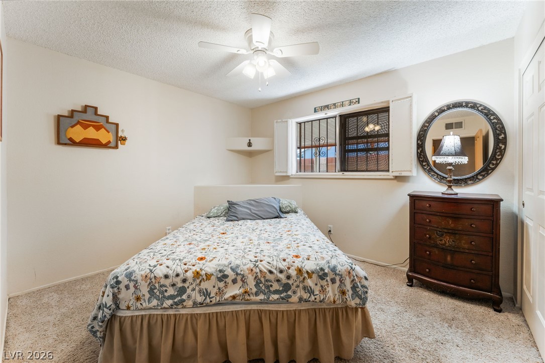 921 Macfarlane Street Property Photo 19