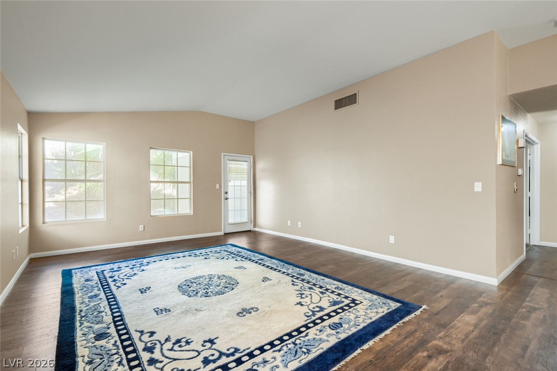 4920 Winterset Drive Property Photo 13