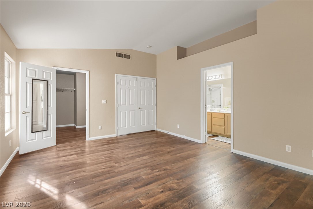 4920 Winterset Drive Property Photo 18